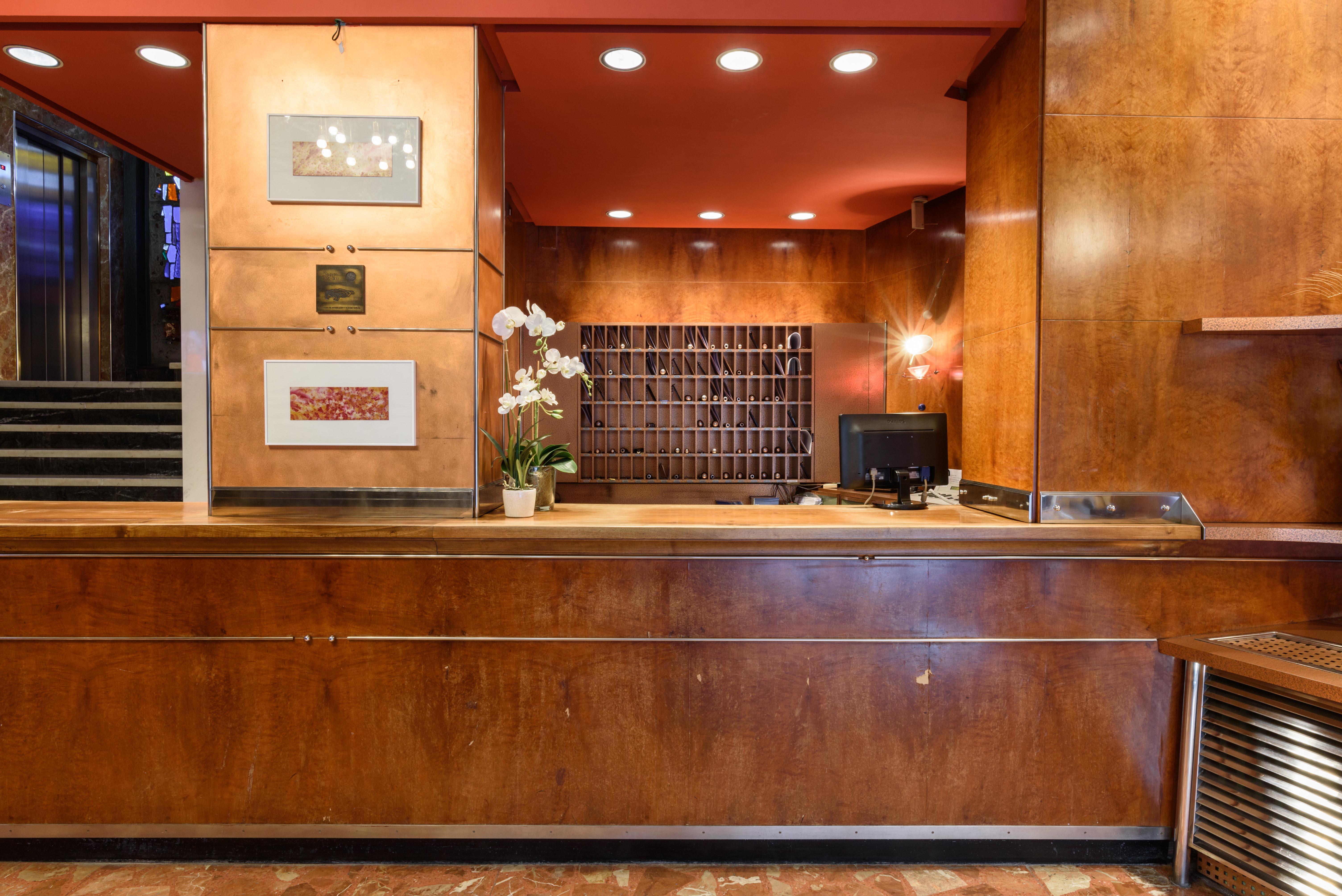 Hotel Crisol Quindos León Zewnętrze zdjęcie